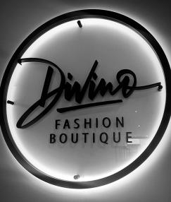 Enseigne PVC sur plexi + hallo lumineux - DIVINO